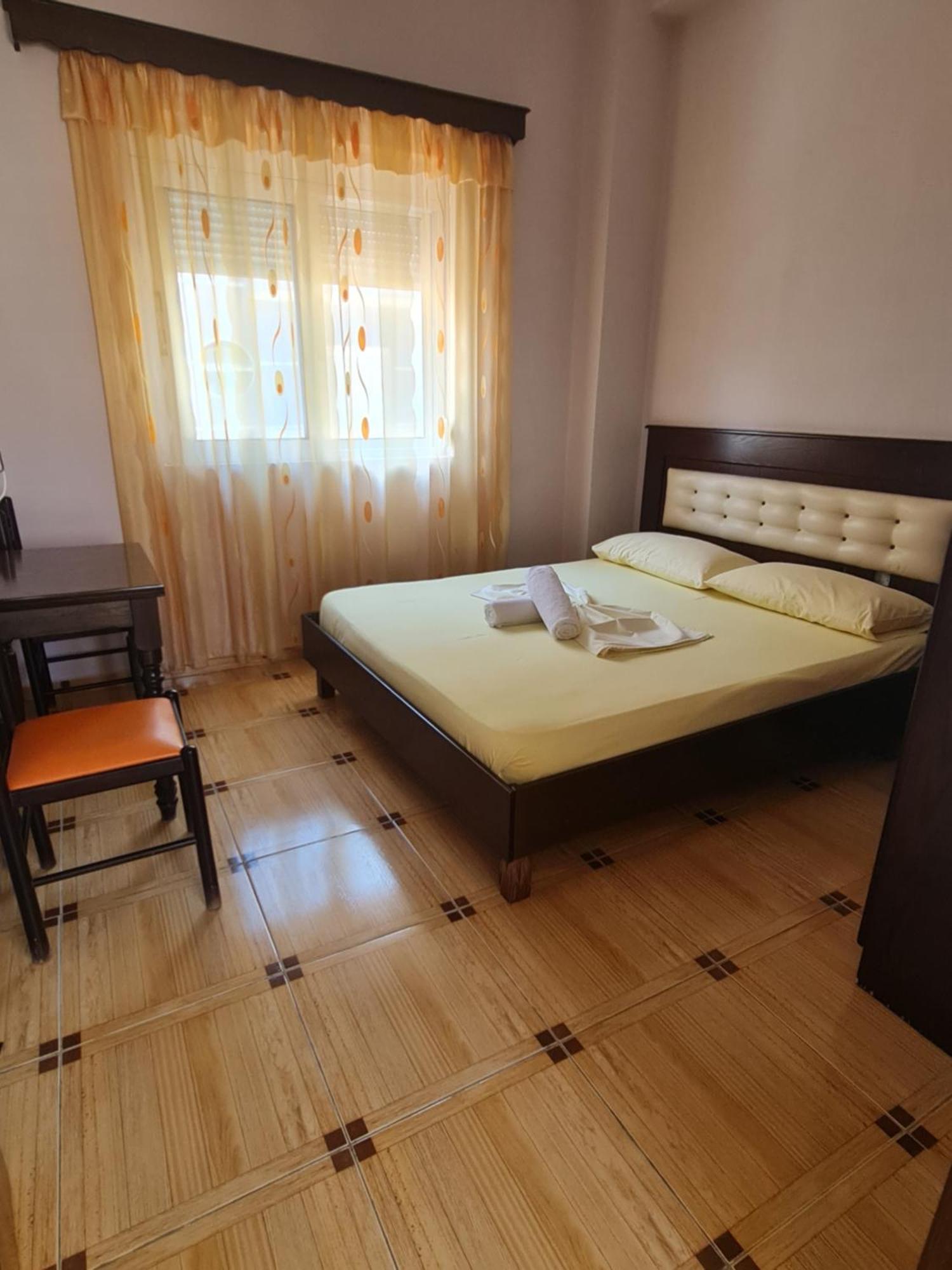 Hotel Brace Gjirokaster Bagian luar foto
